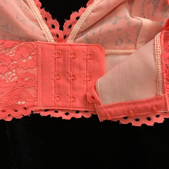 NWT b’tempt’d by Wacoal Lace Bralette size Medium - Picture 5 of 9